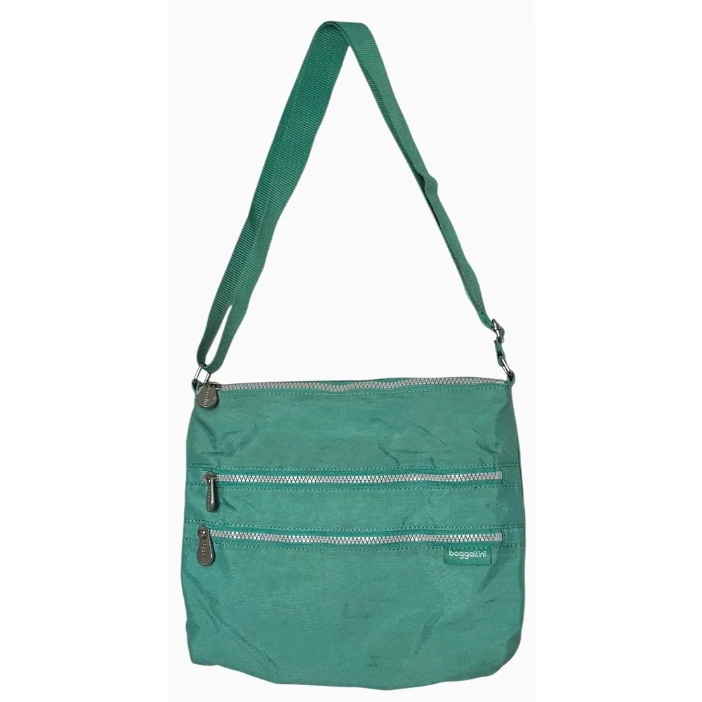 Baggallini Out and About Crossbody Bag Green 10x11 Travel Purse Organizer Pocket